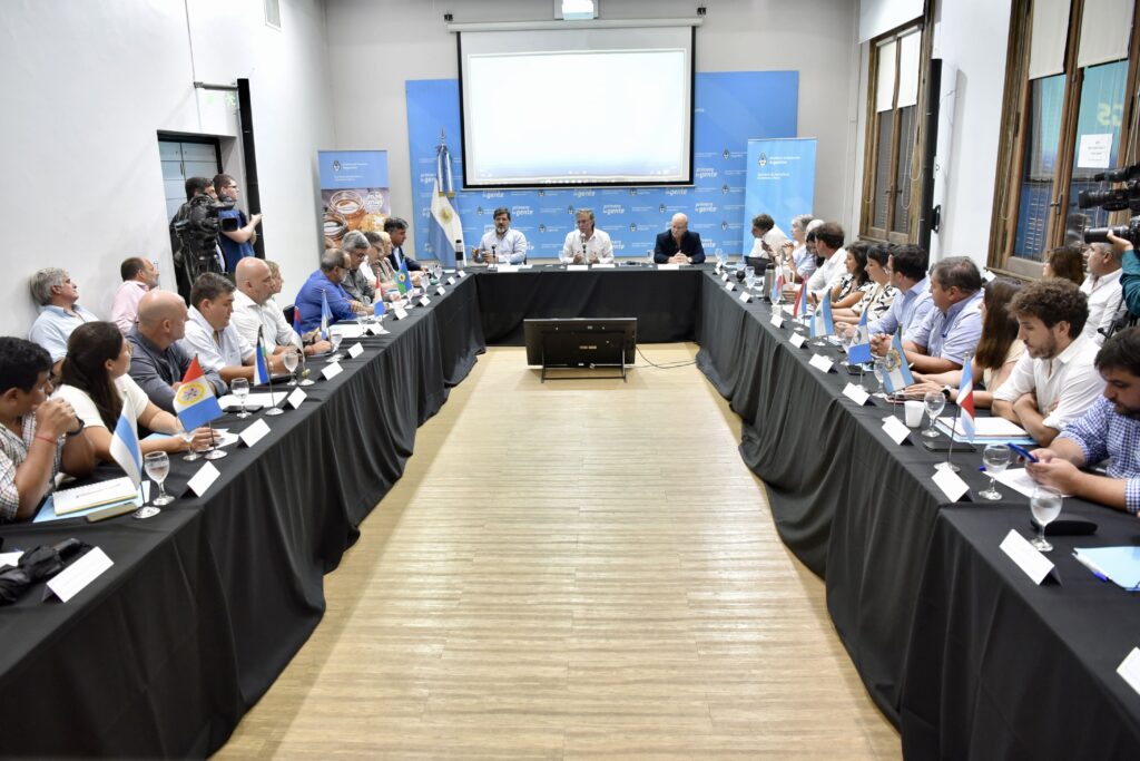 Se presentó el Programa Regional de Fortalecimiento para la Cadena Apícola