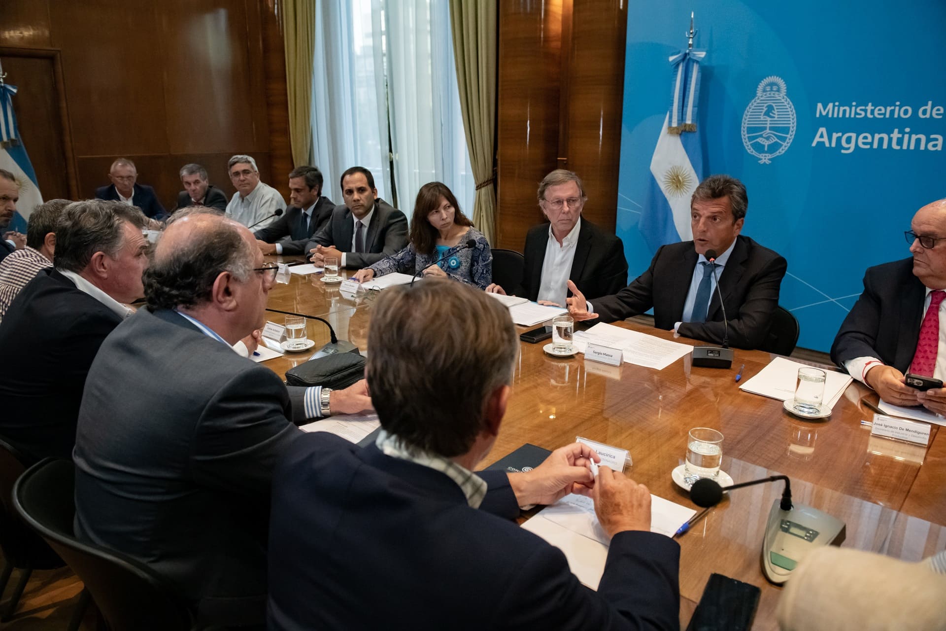 Reunión entre Gobierno y Mesa de Enlace