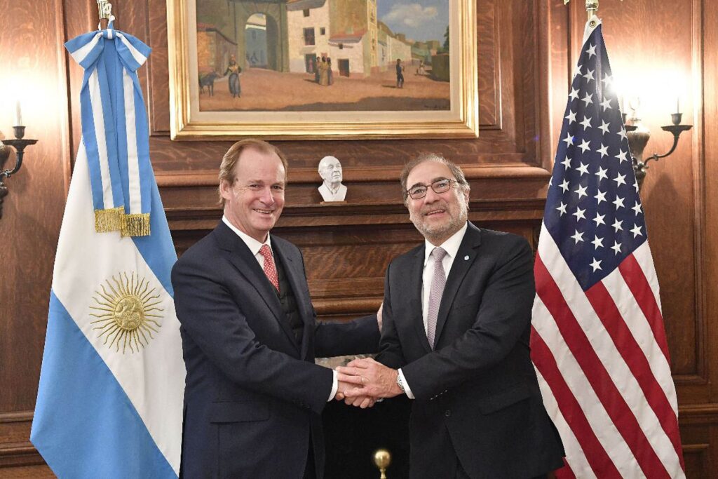 Gustavo Bordet Estados Unidos (3)