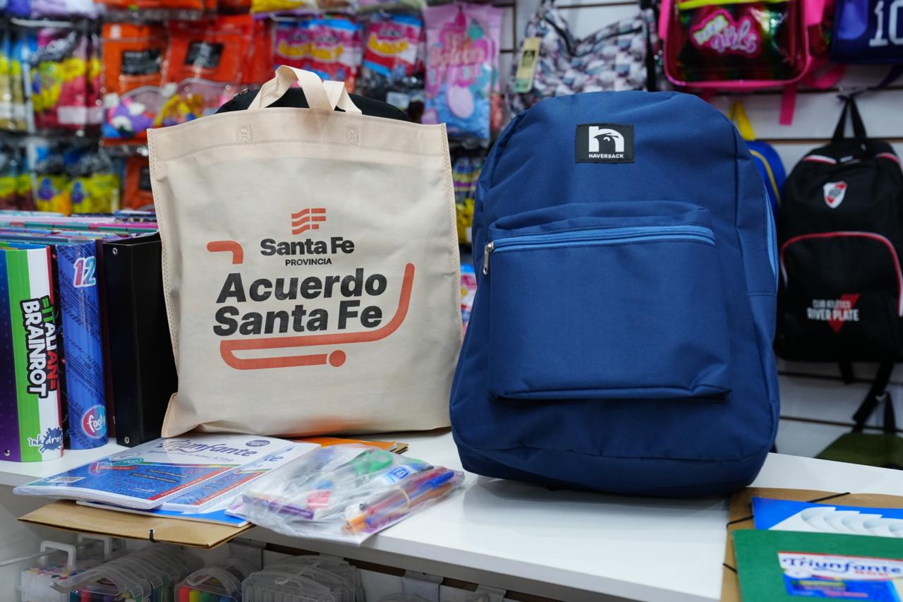Santa Fe ofrece útiles escolares a precios accesibles - VALOR LOCAL